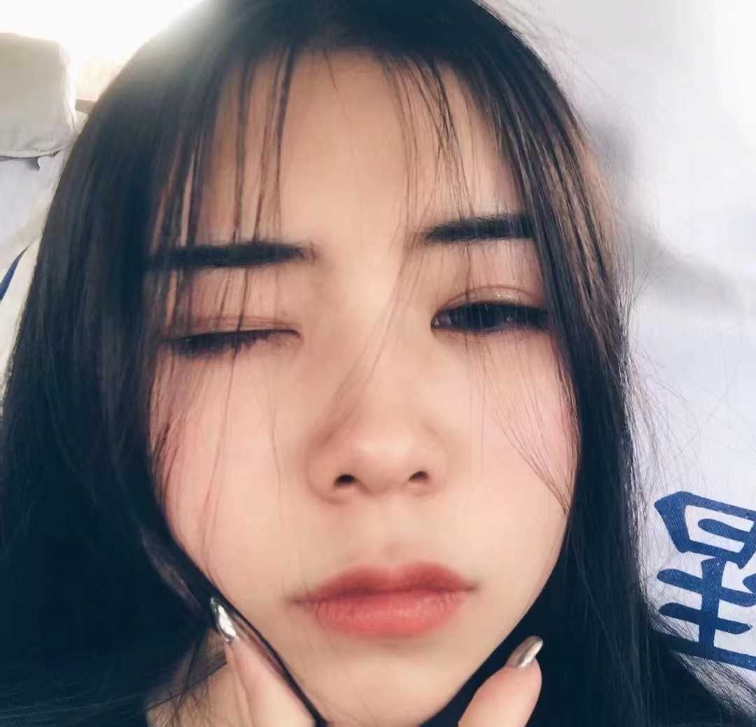 身材颜值都很不错的小妹妹