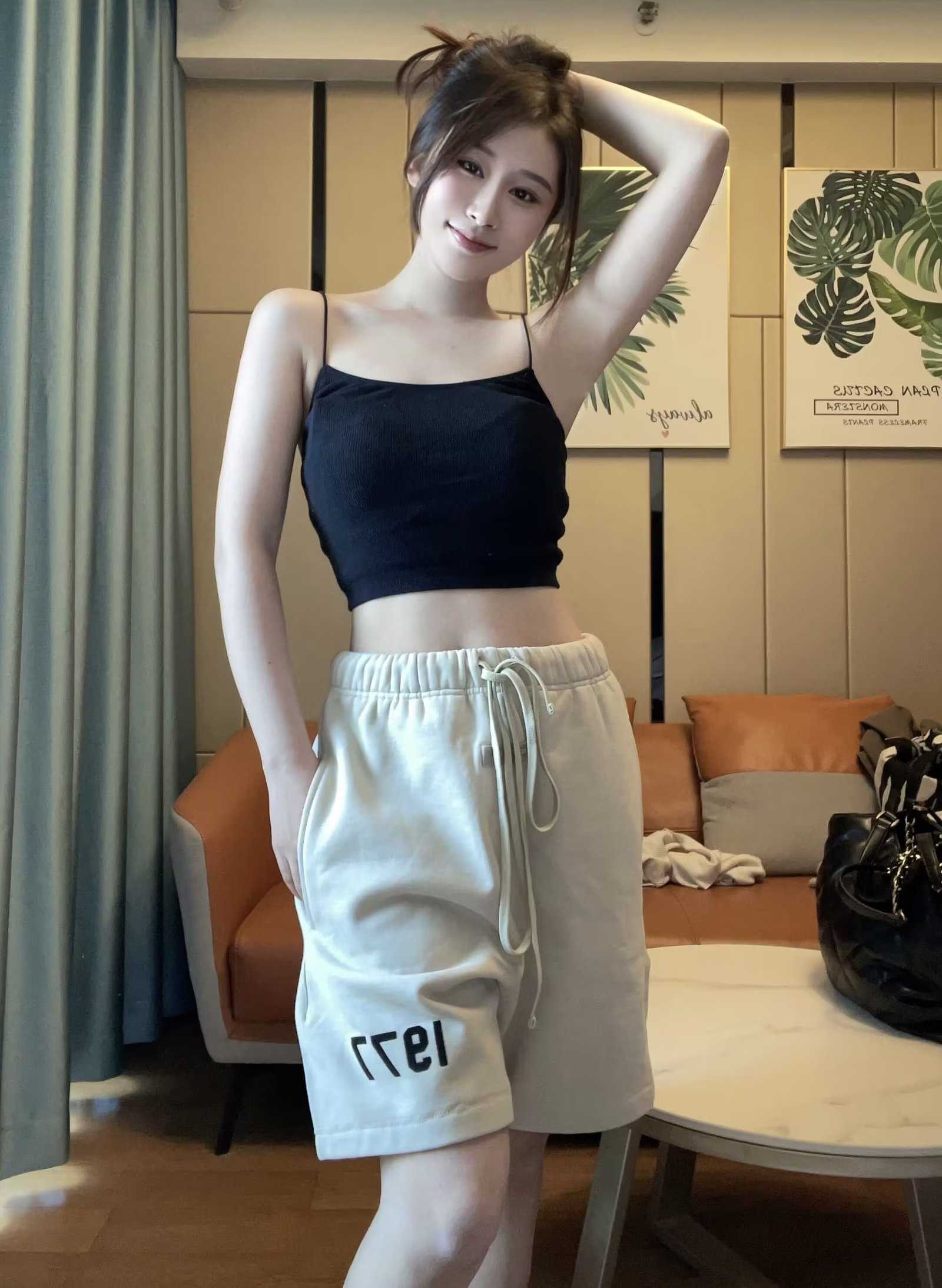 天河邻家姐姐款