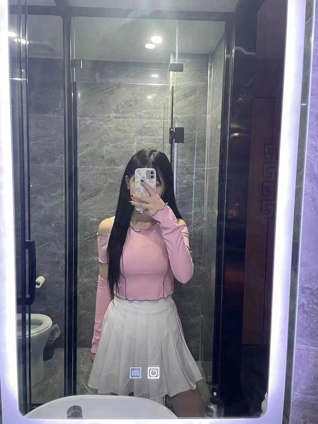 小姐姐温柔体贴入微