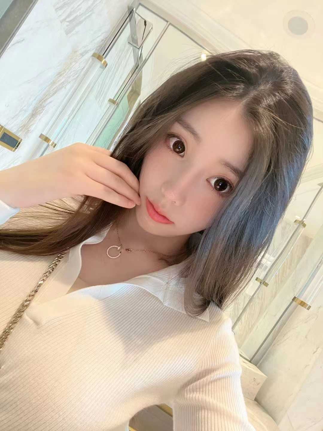 奶子随便揉，很紧