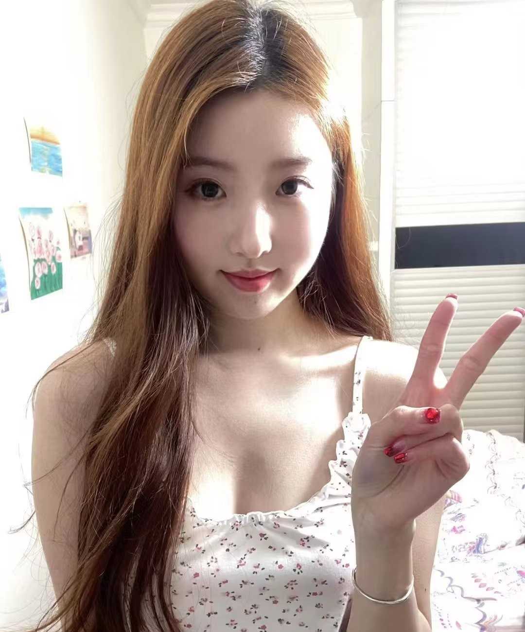 圆润饱满的小少妇