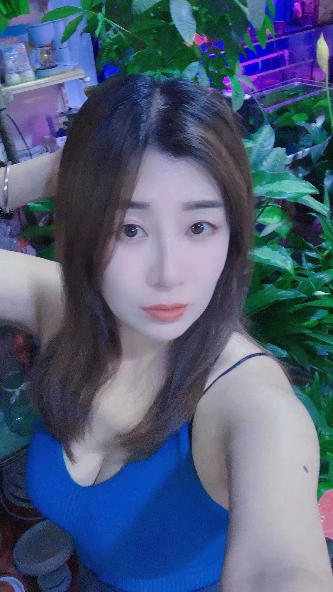 先调情，服务确实很带劲