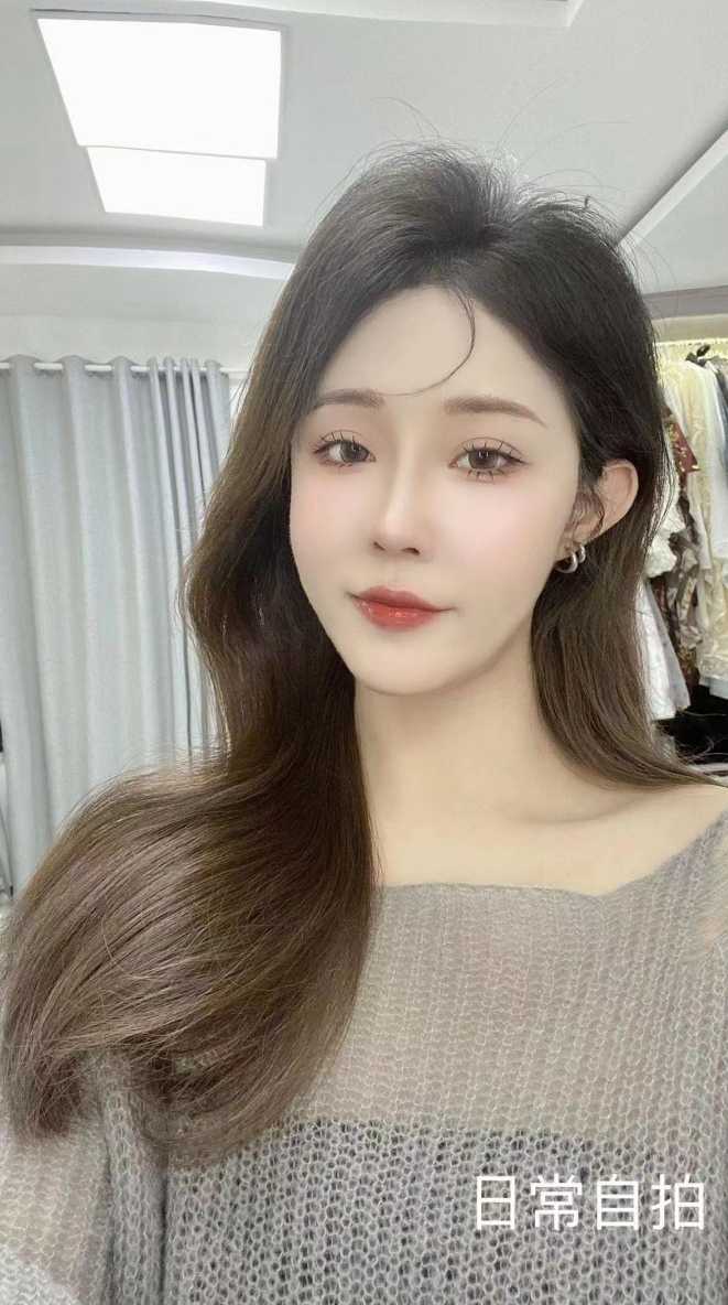 健身很有女神范的小姐姐