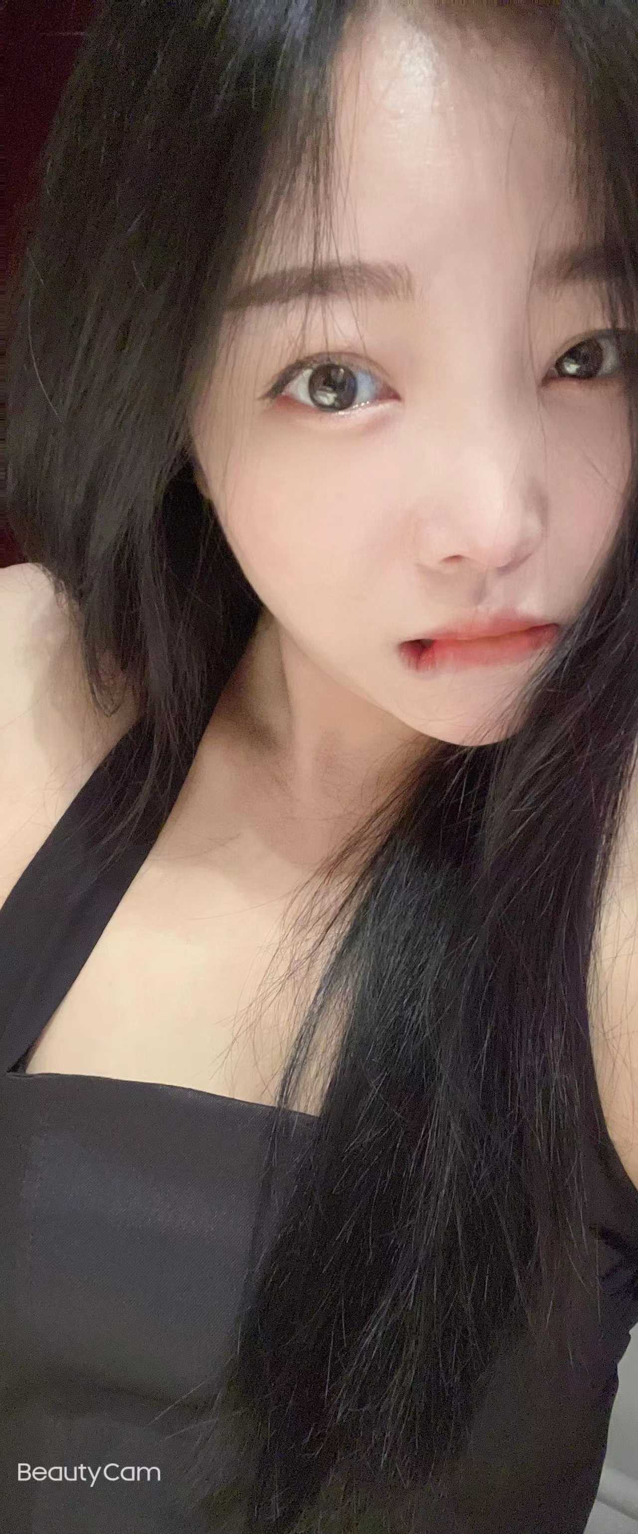 东晓南桃子，轻熟美妇