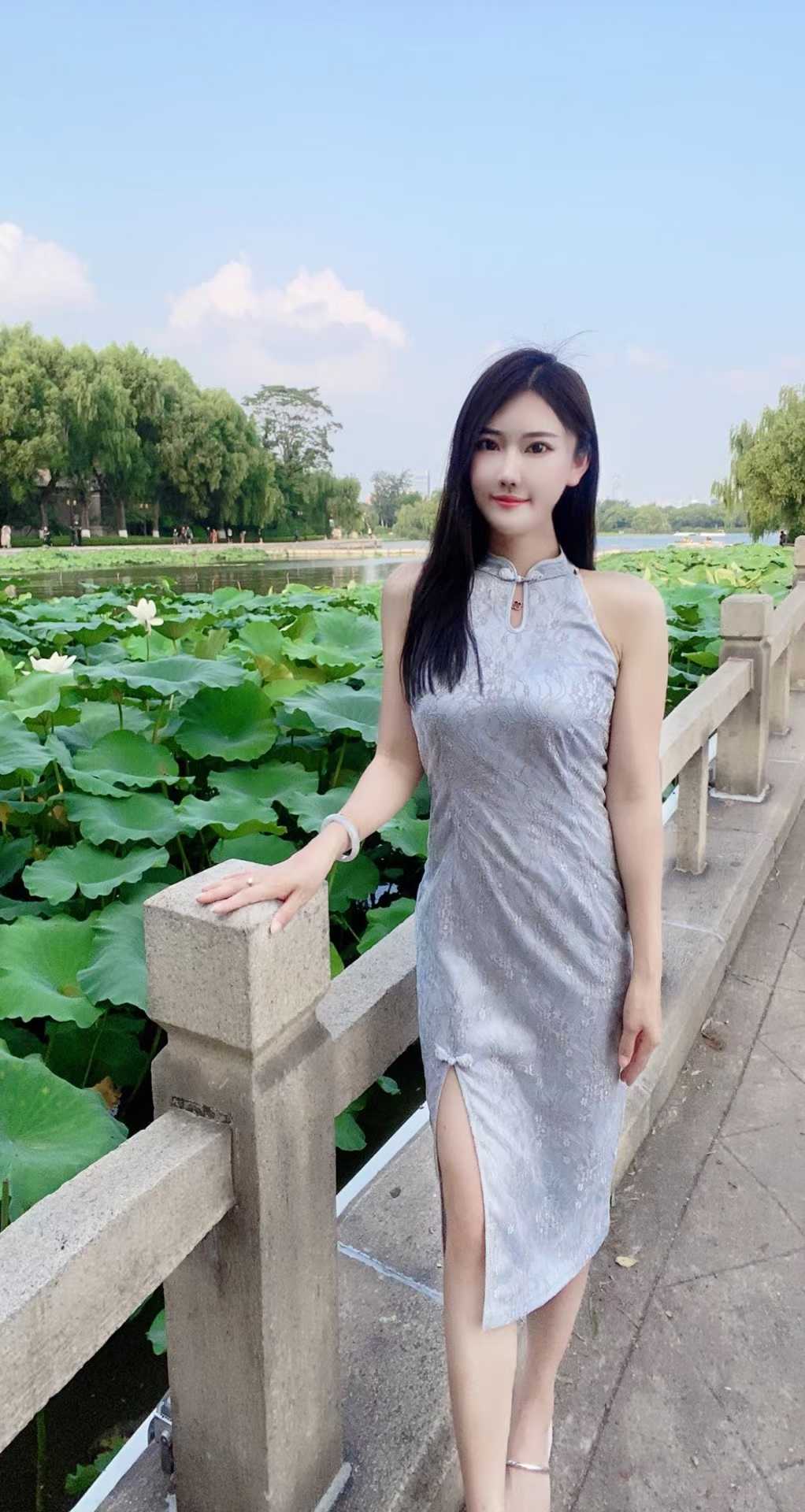 最新开课妹子胸大水多