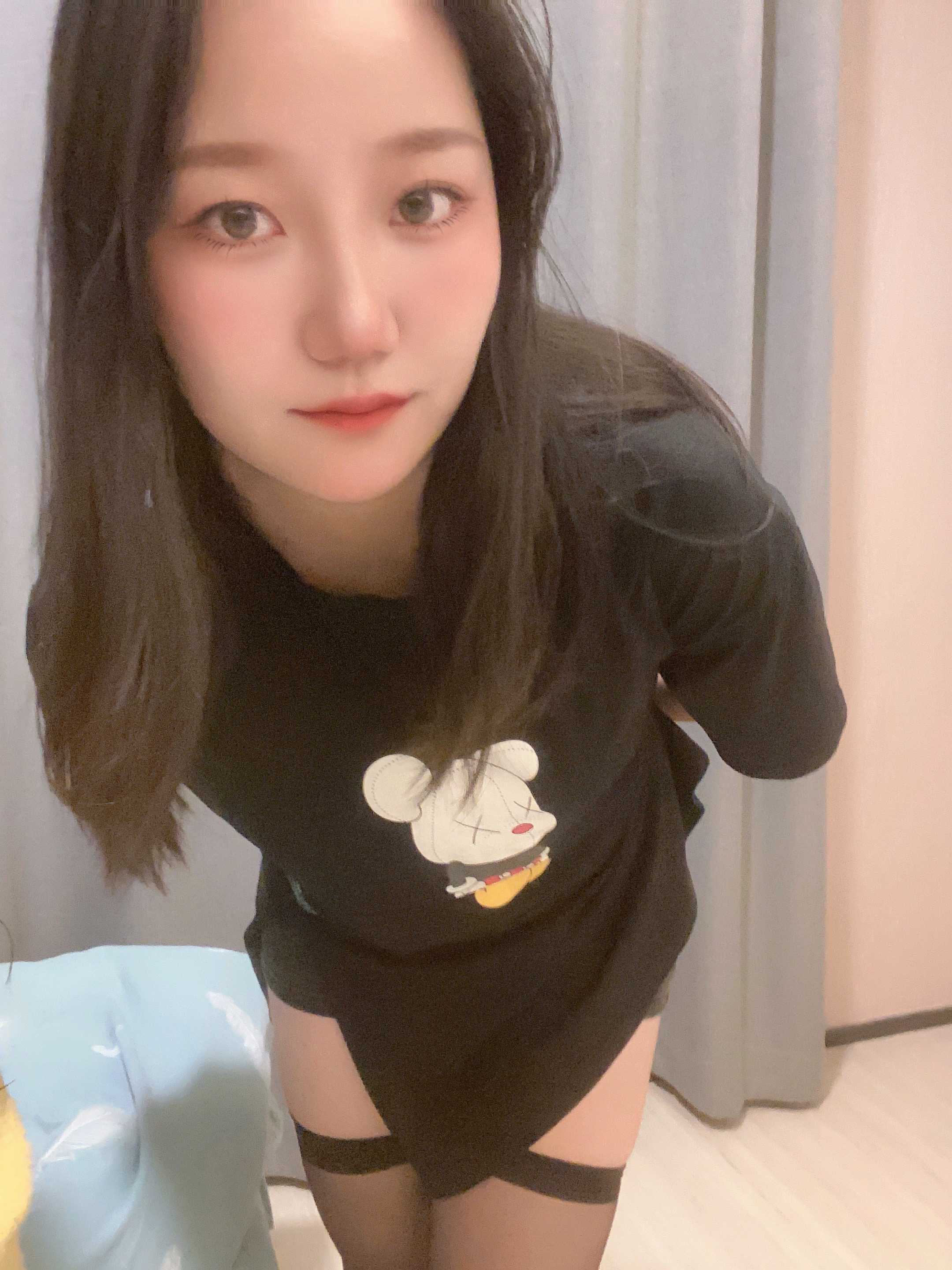 西山区南亚雪儿