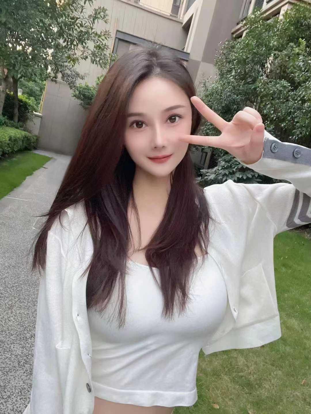 健身达人身材比例堪称完美