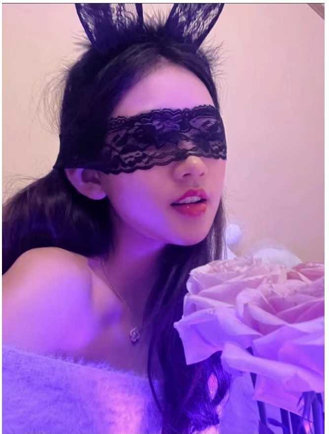 丝袜美腿高跟诱惑