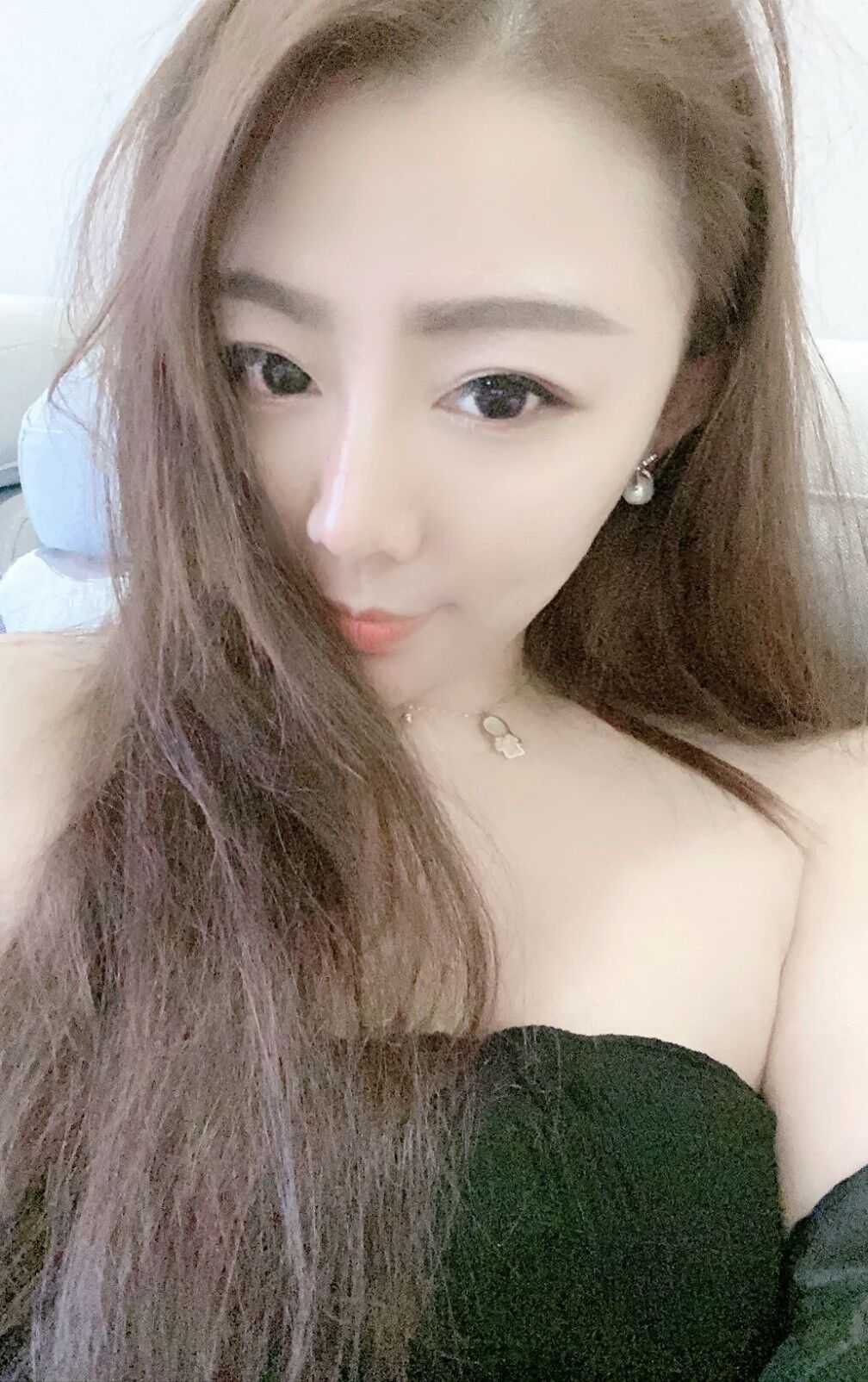 会收缩的Sao女，玩的很开放