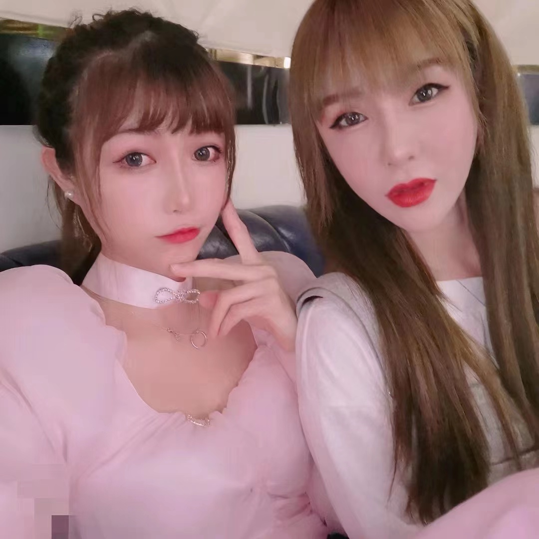 双飞小姐妹太爽了