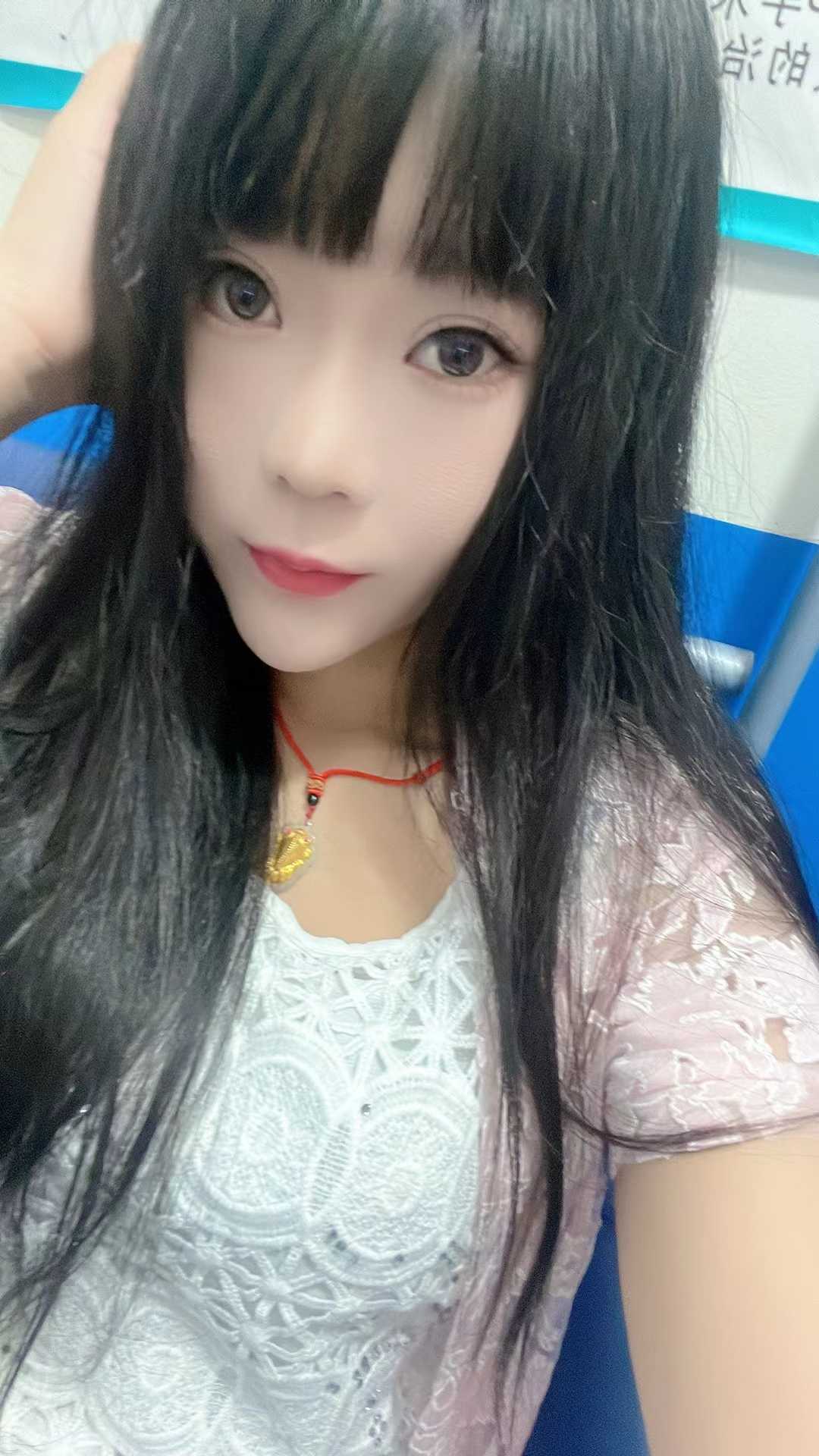 南关小妹人美胸大