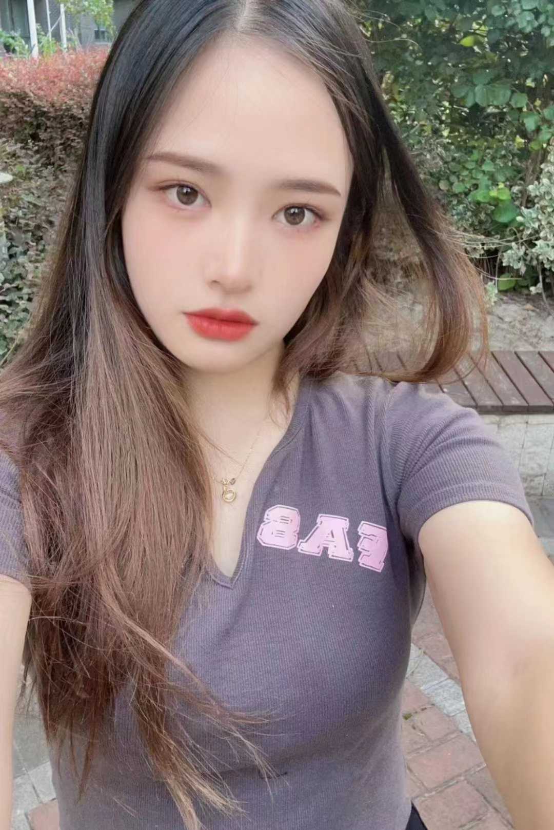 服务型老师菲菲比较性感