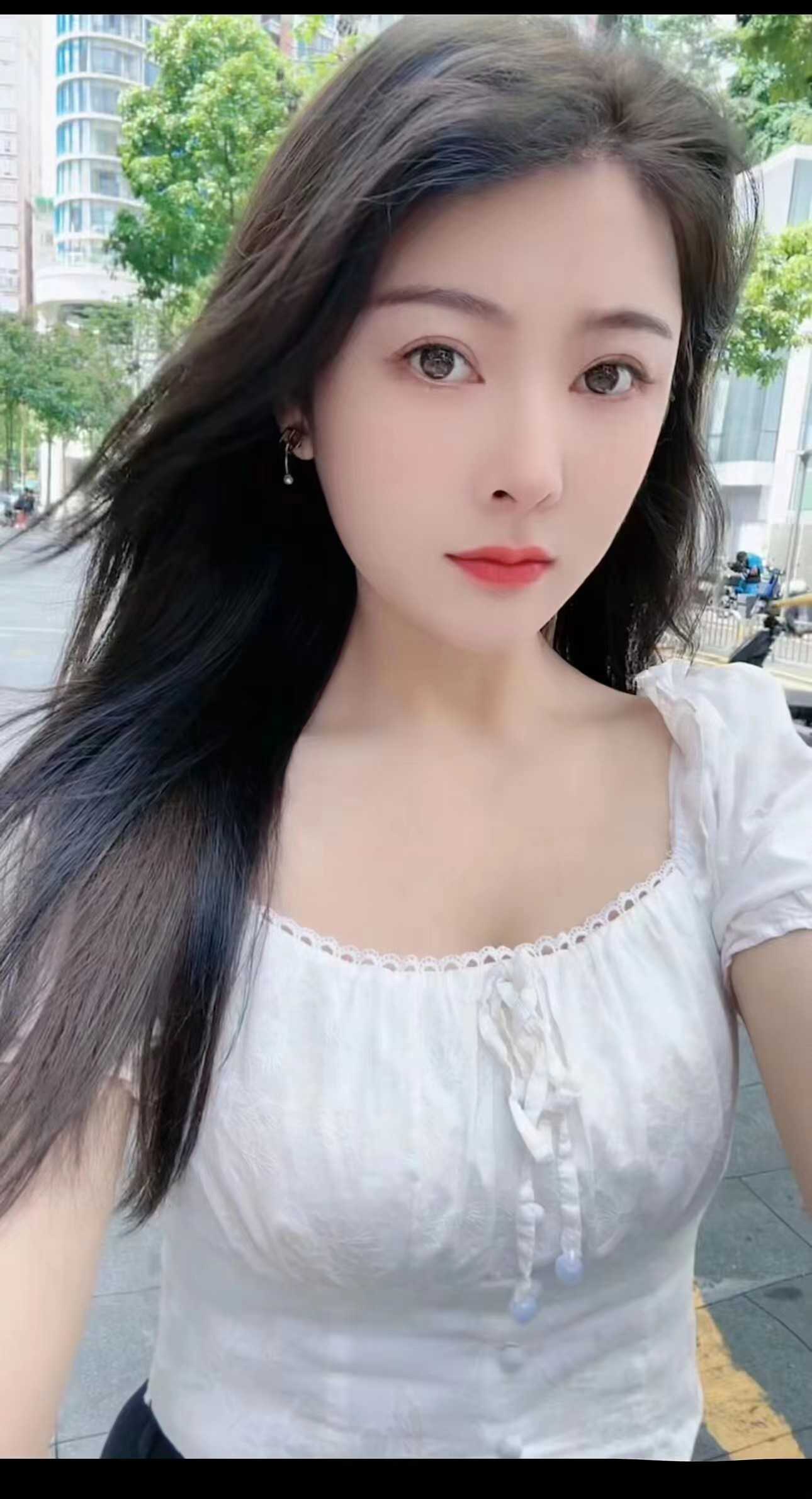 态度蛮好，都很配合