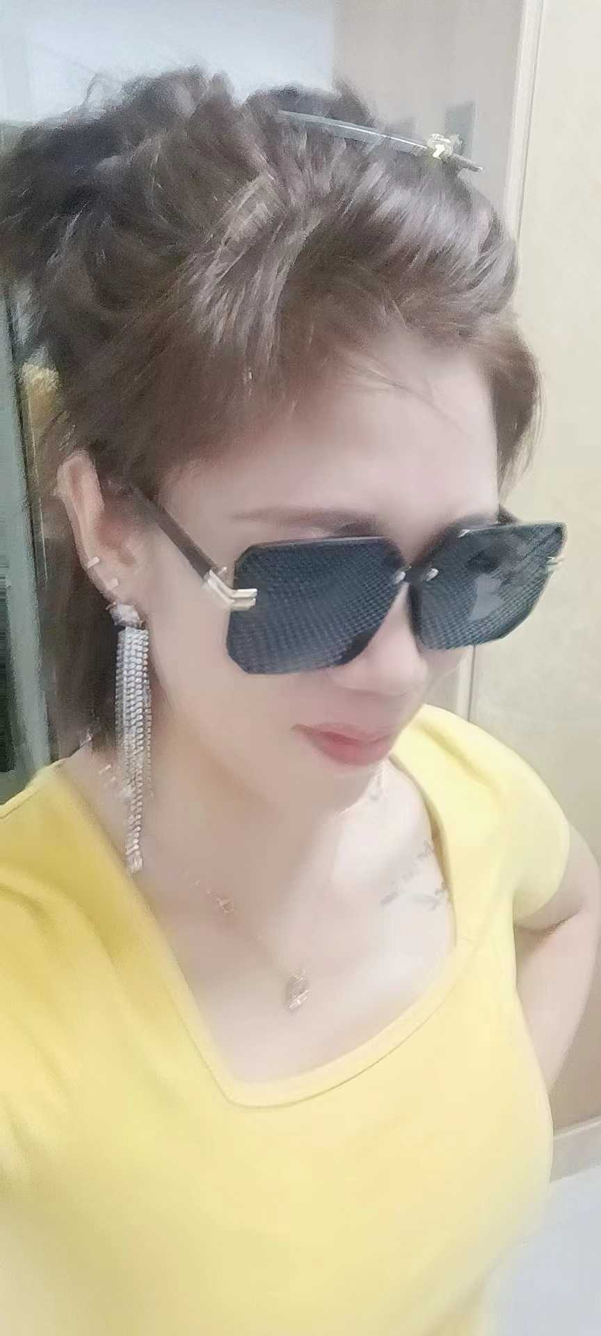 奶子很大，会说sao话