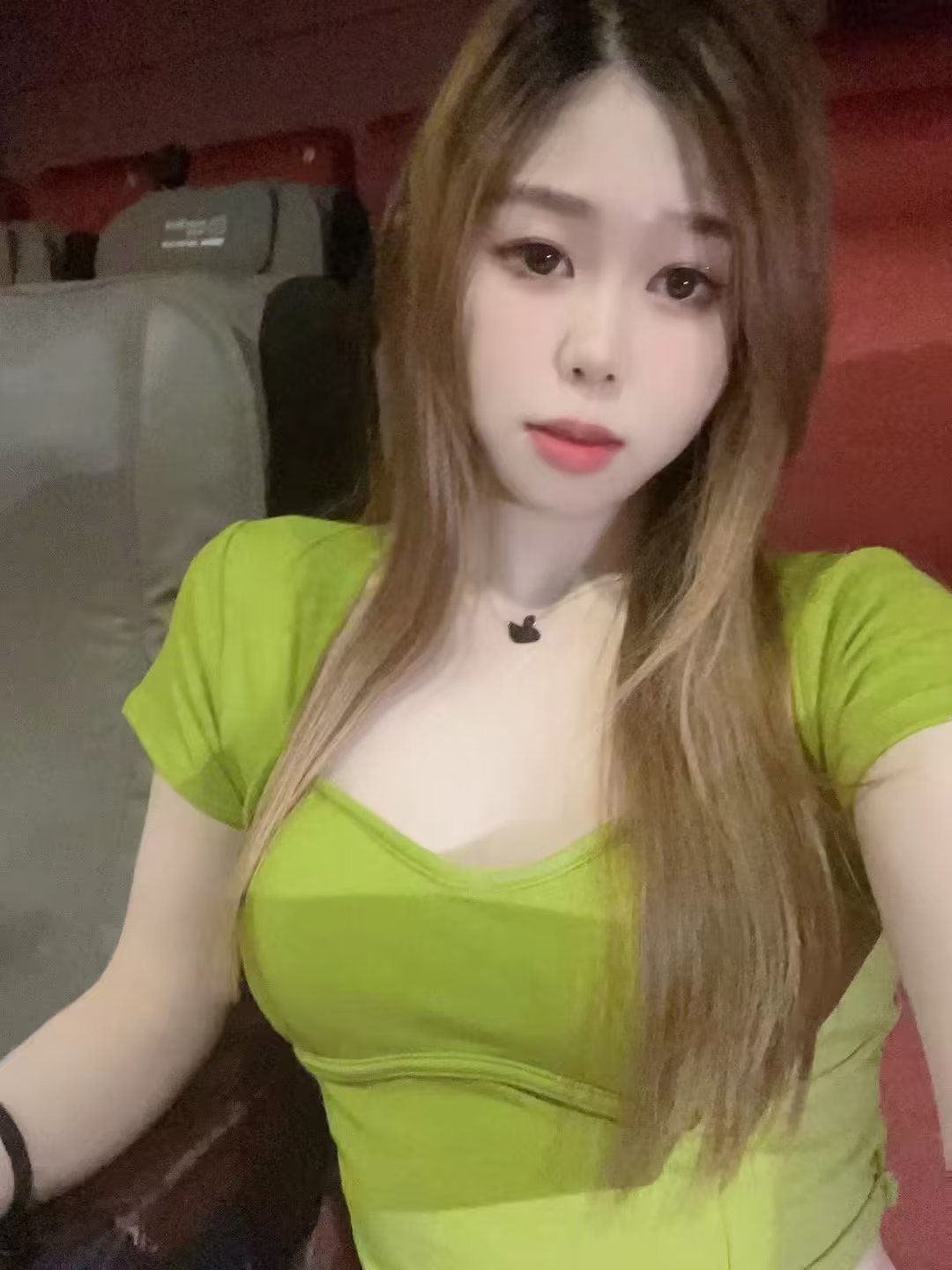 南屏晓莹大长腿女神