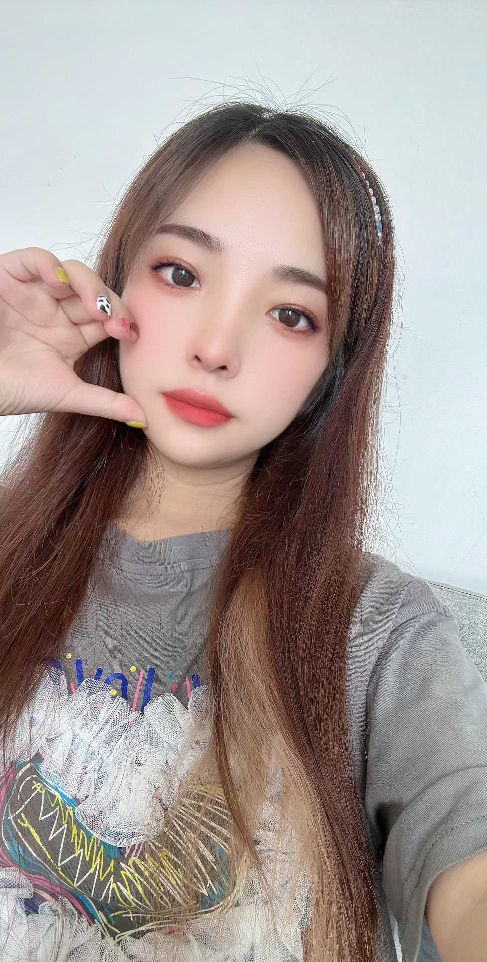 年轻妹子身材很棒