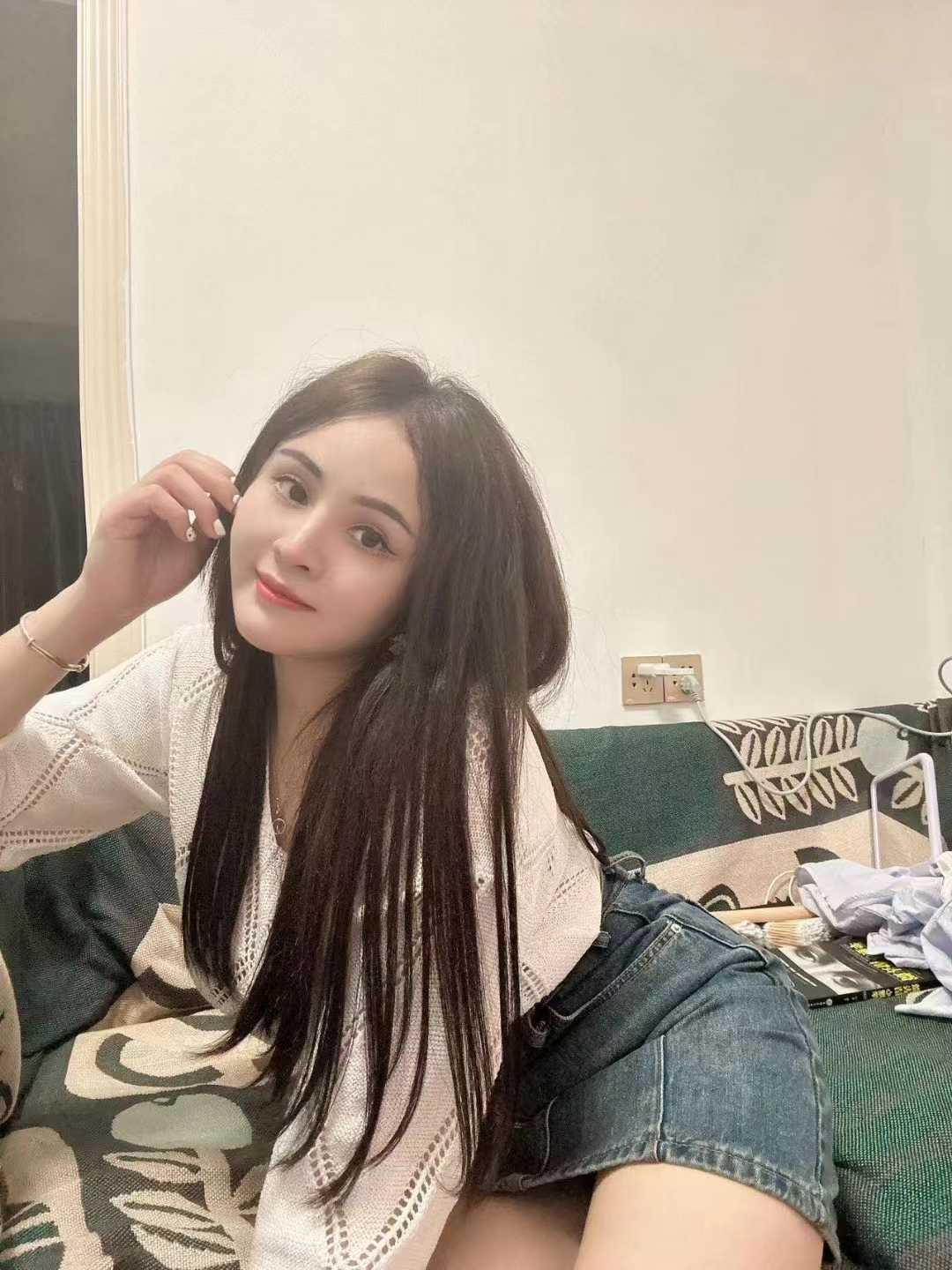 长发发超赞女孩