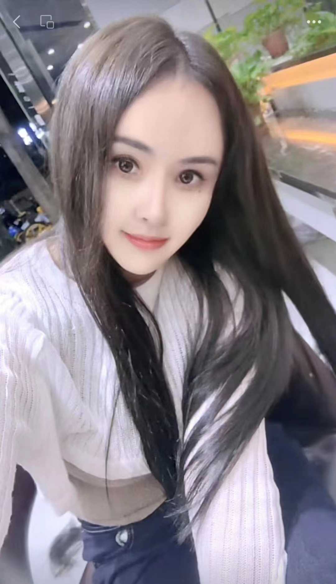 长发发超赞女孩