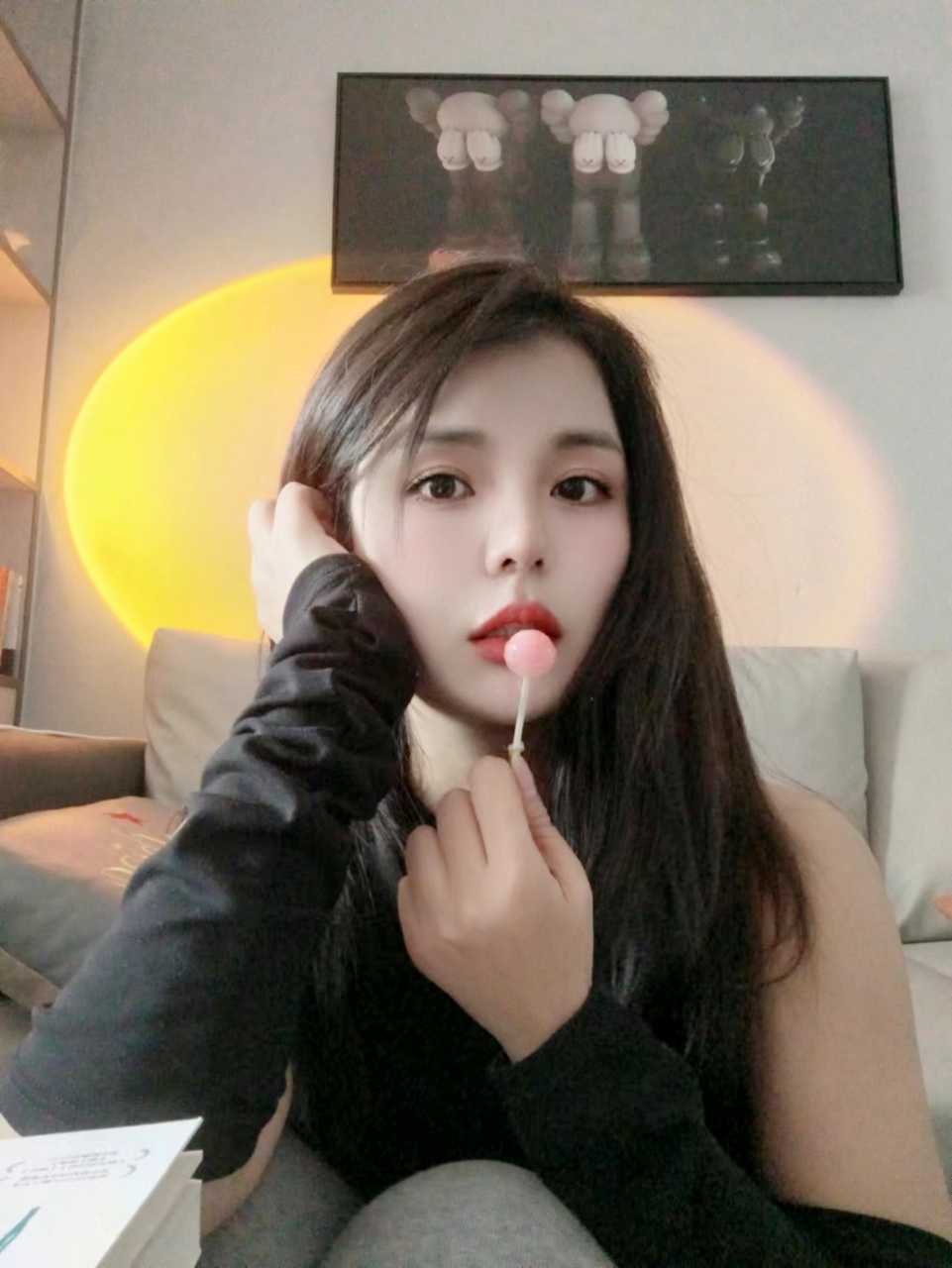 身材没得说的美女一枚