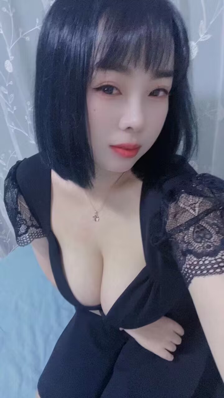 龙华区巨乳波波