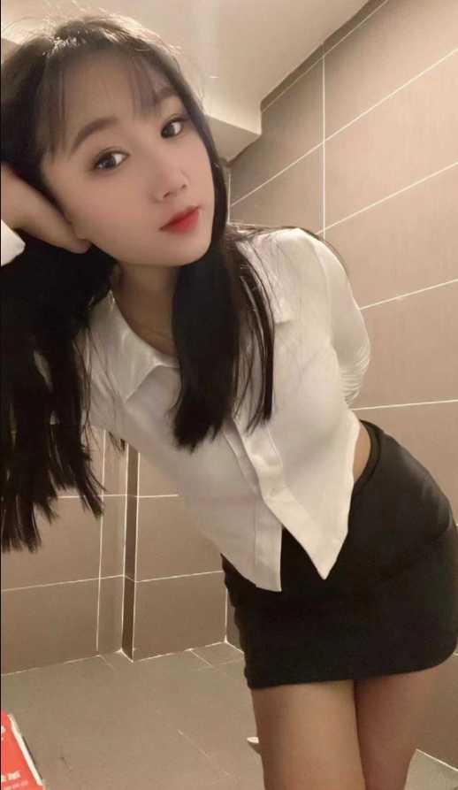 哥哥我要，妹妹属于乖巧型