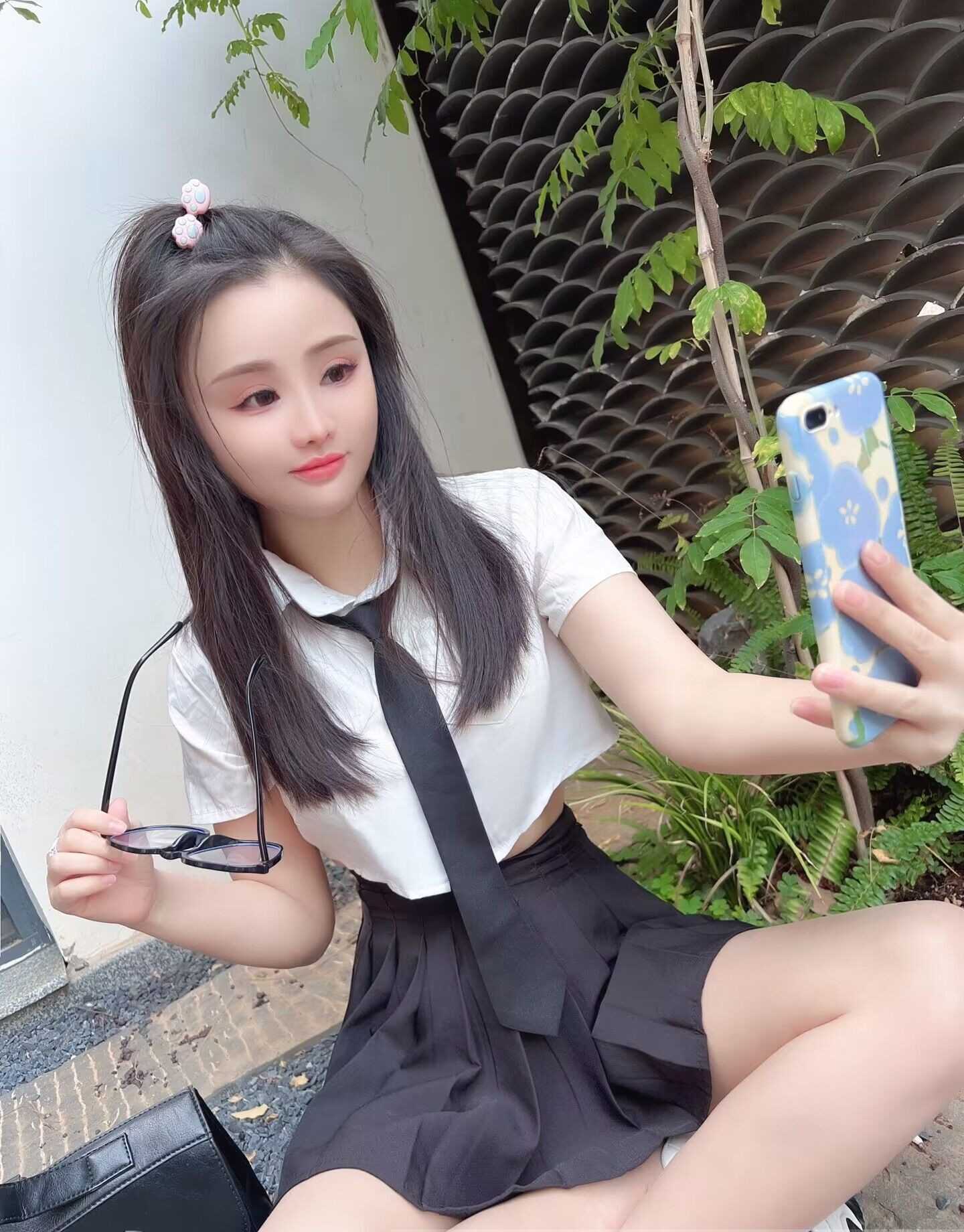  做~ai直接后入，大屁股看着都赏心悦目