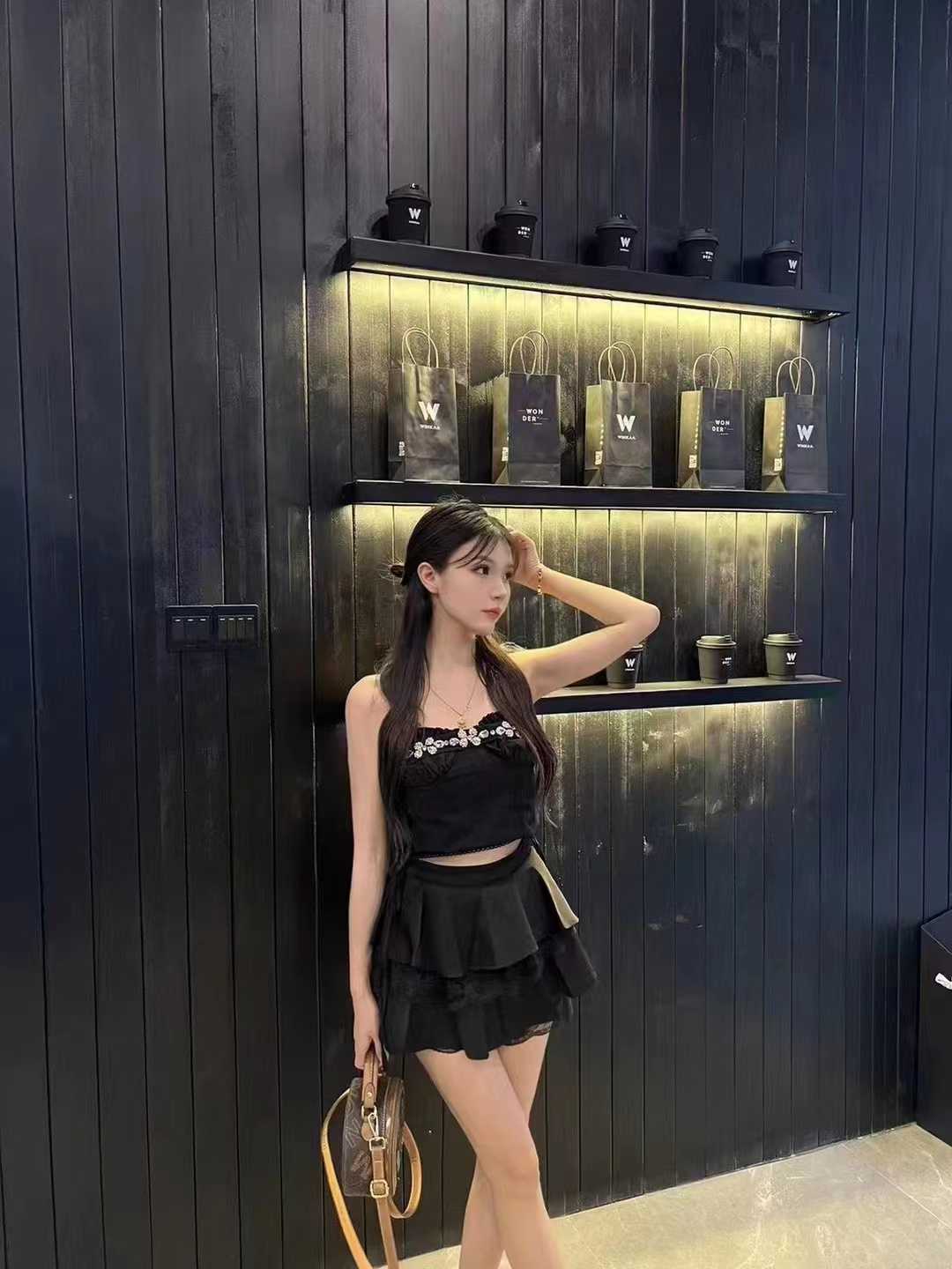 超级给力的嫩妹