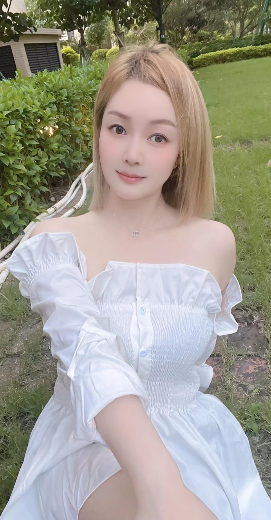 越秀轻熟姐姐婉柔