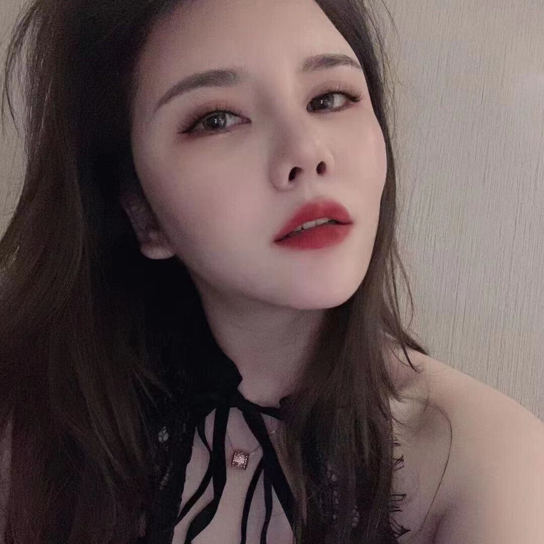 服务态度超好的性感妹子