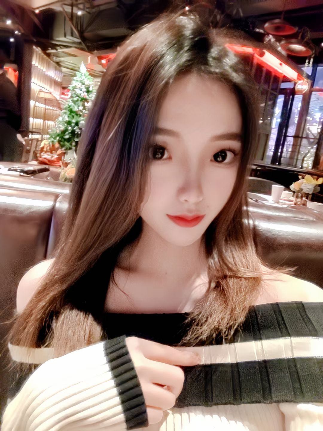 欢迎各位哥哥打扰，不口嗨