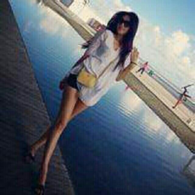 妹子漂亮有自己房子的楼凤