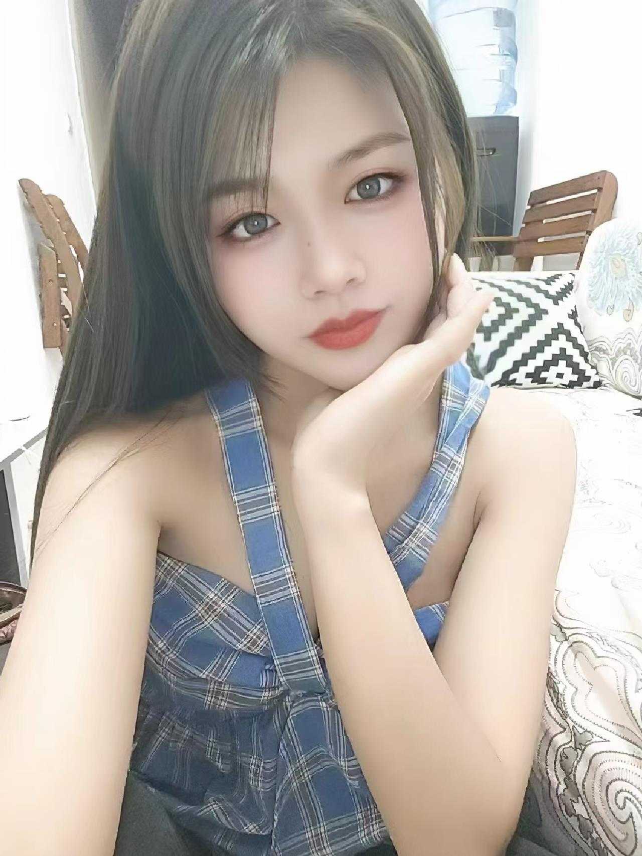 海珠小美腿琦琦