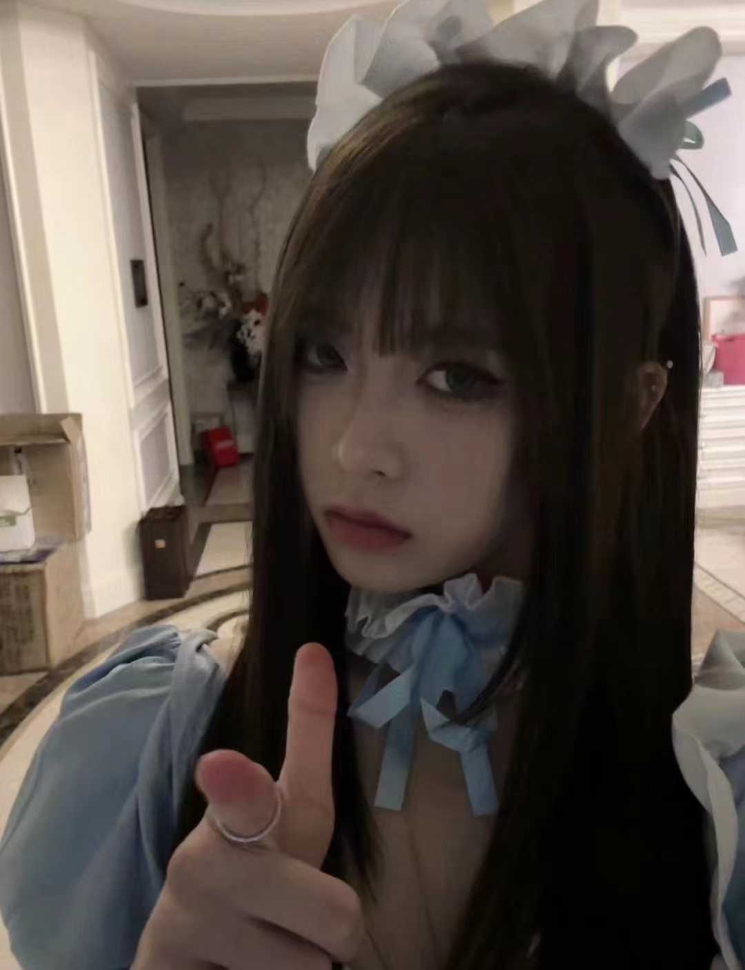 可外出一字马御姐