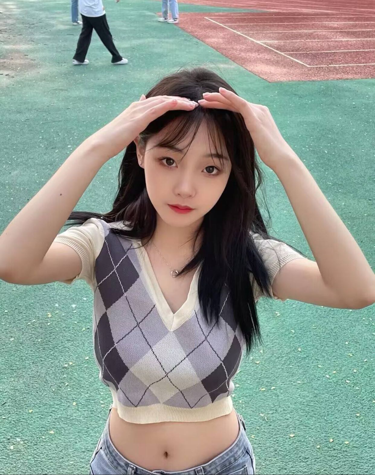 可咸可甜 萝莉脸 魔鬼身材