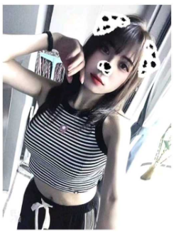 龙华妹子，制服、野战