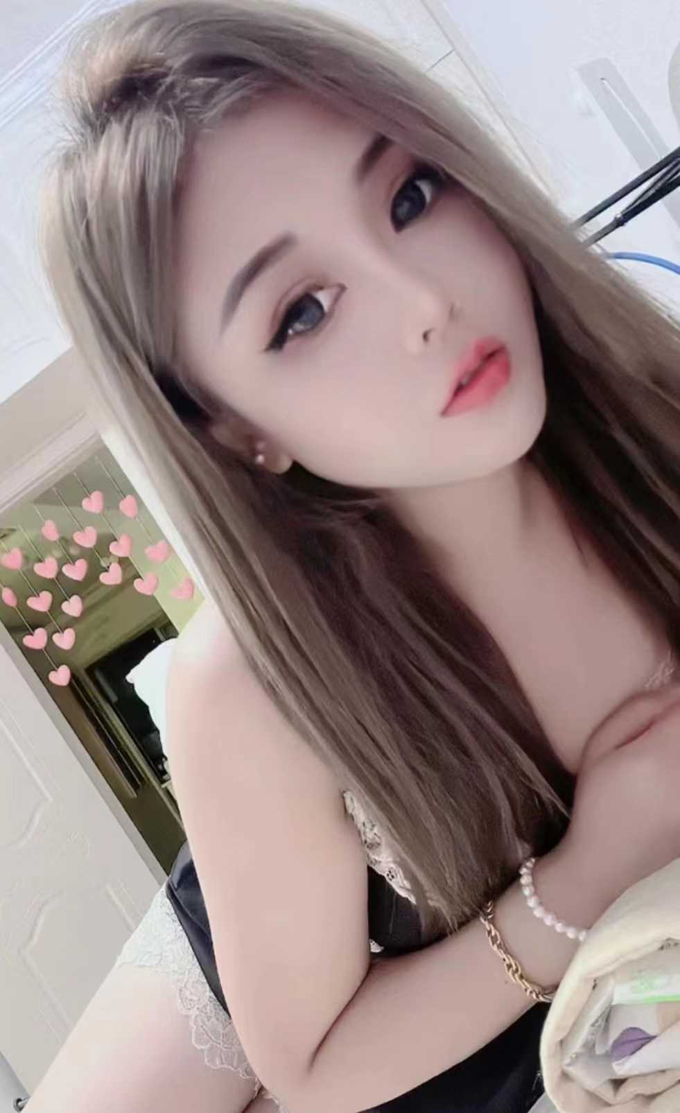 萧山新塘街道附近小女孩