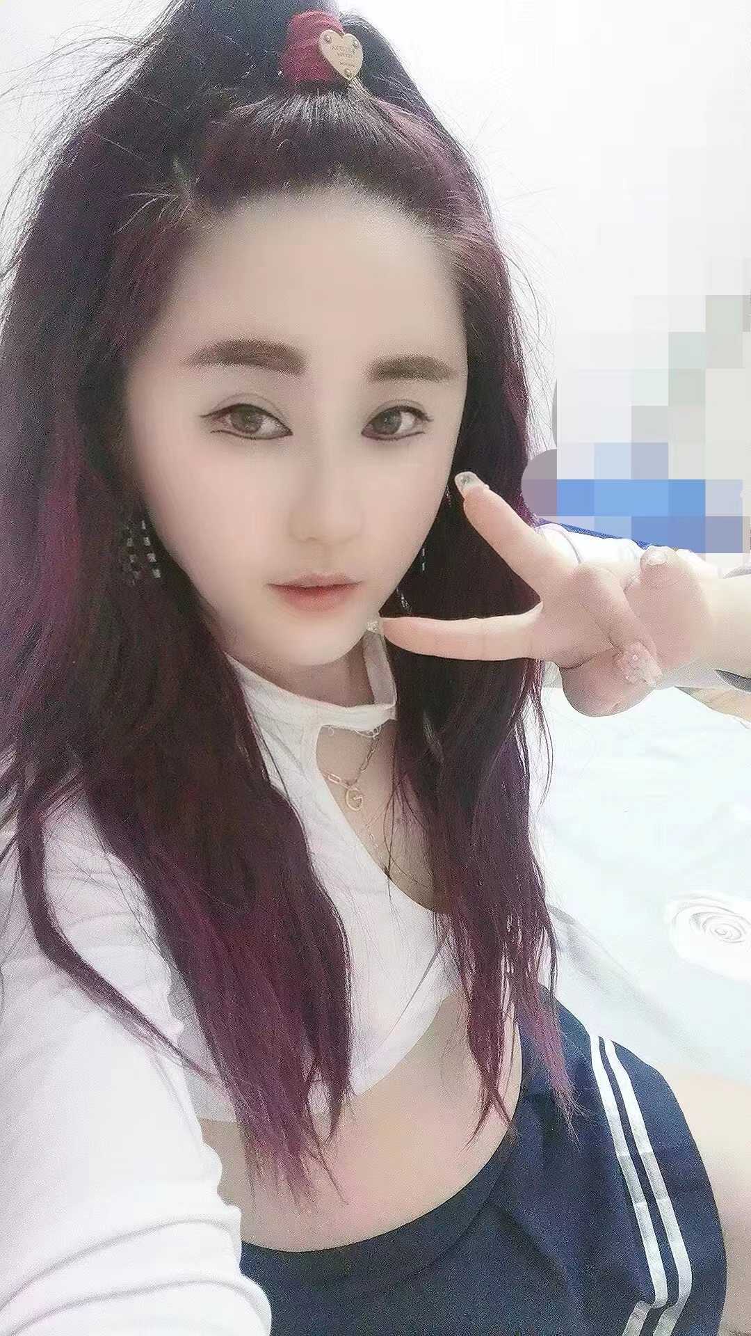 技术一流的漂亮小妹