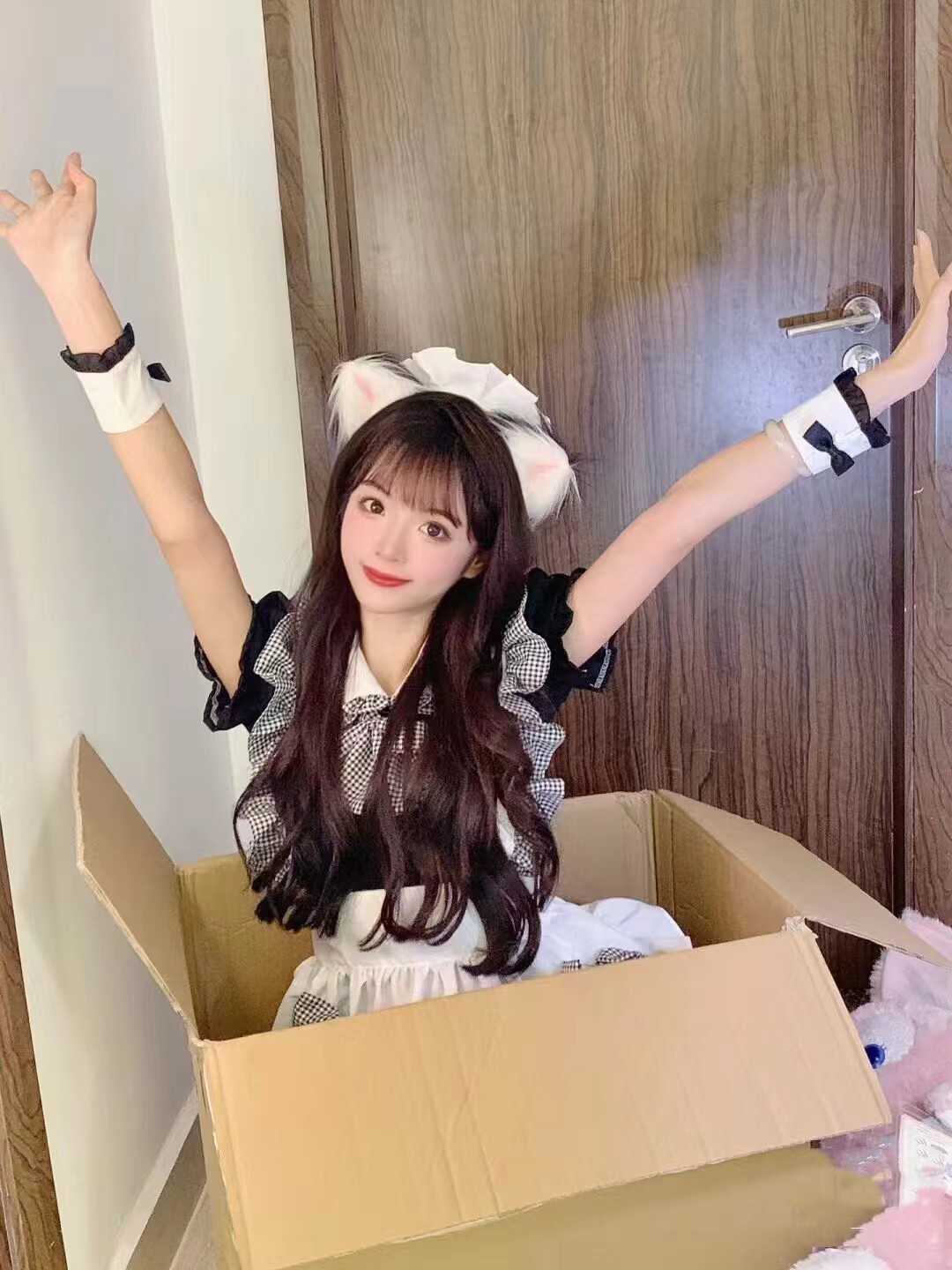 可三通制服白虎妹妹