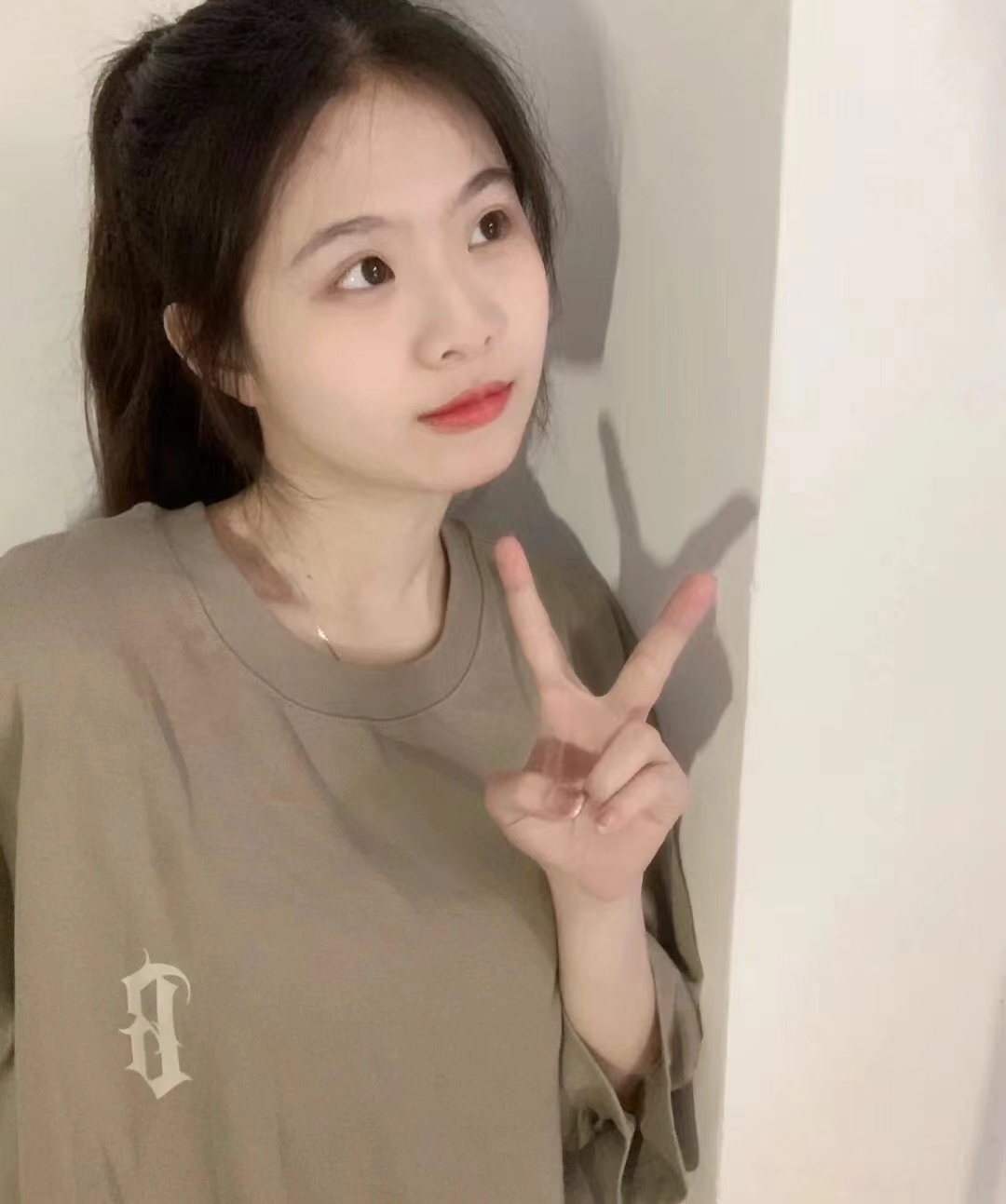 刚毕业来京妹子