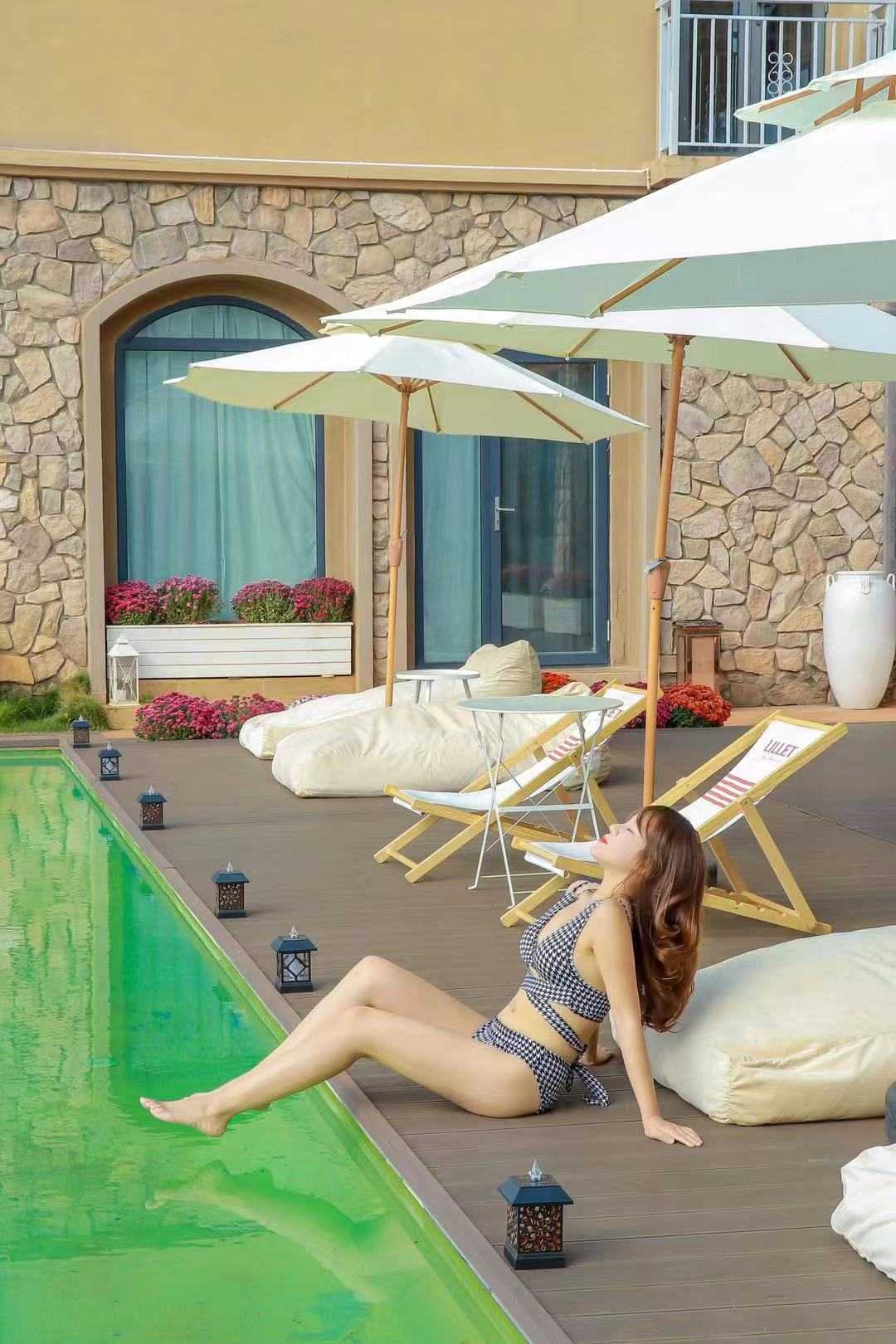 热情服务好的小姐姐