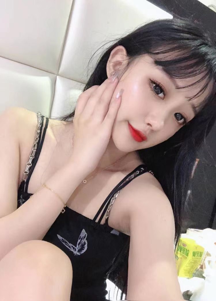 身材性感小夜猫