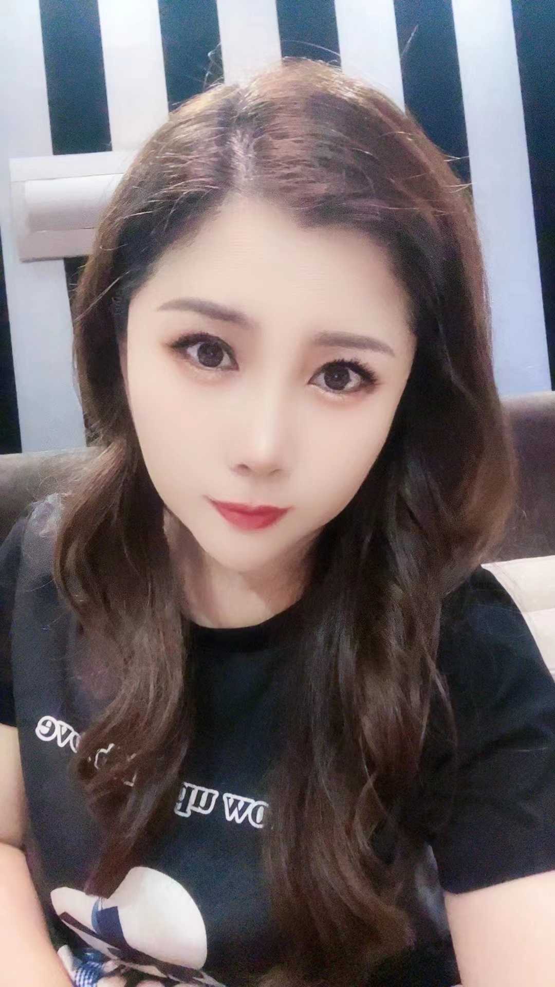 服务认真仔细性格很好有耐心