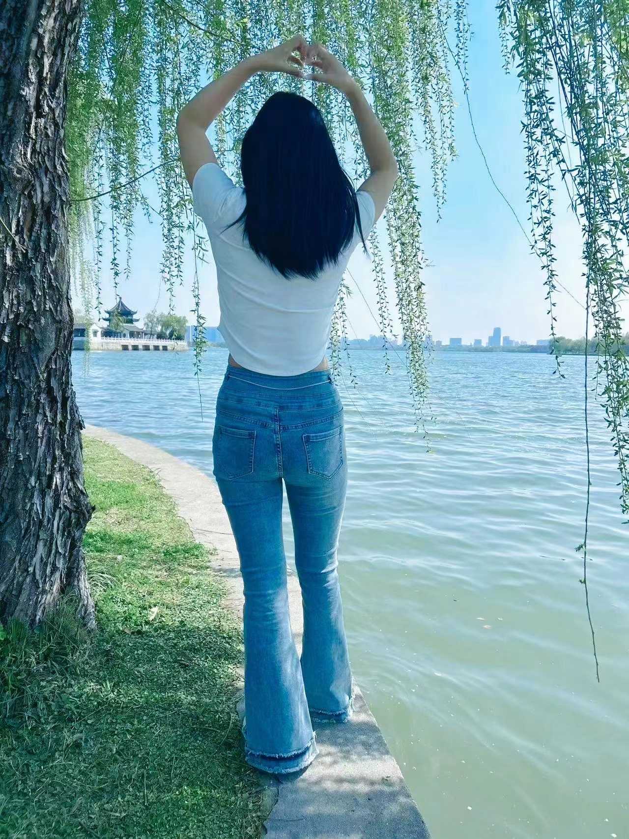 服务多，风sao主动