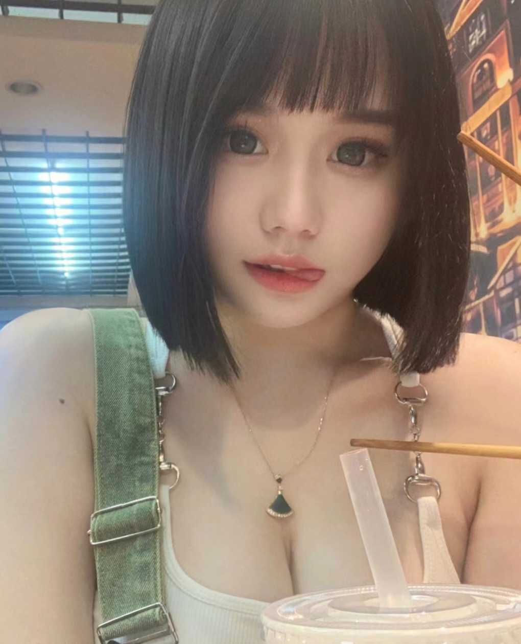 光谷新人童颜巨乳