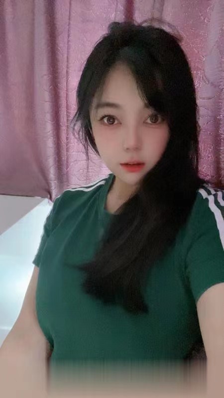 本人也很sao，身材丰满