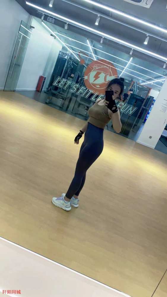 广州-海珠东晓南-雪儿