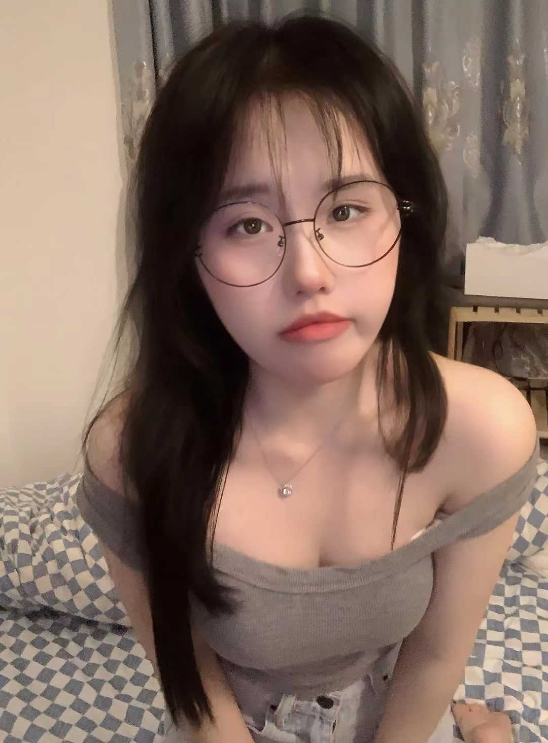 新人性感小少妇