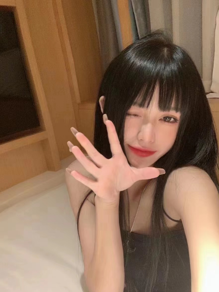 自做自聊可外出一字马