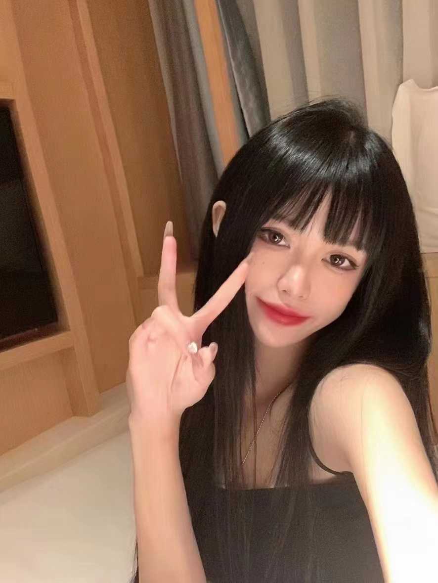 自做自聊可外出一字马