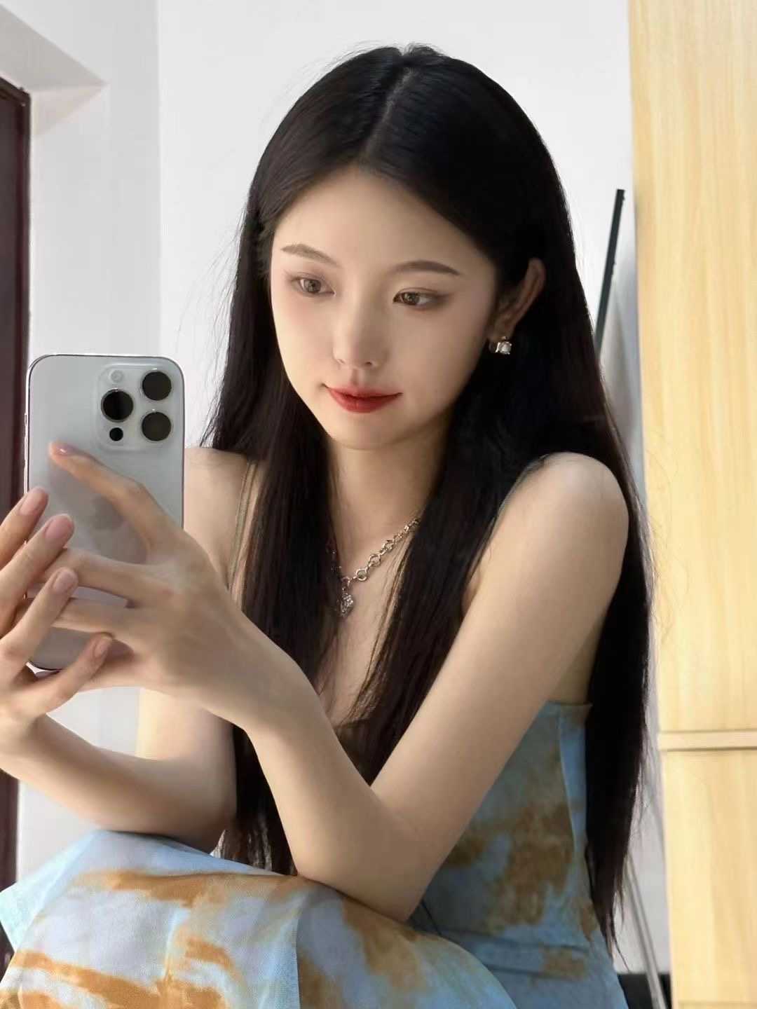 成都全市推荐各种套餐外围，楼凤，上门，会所